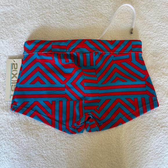 🎯 Vintage Score! 2(X)IST Cabo Swim Trunk - Blue & Red Pattern - NWT Small 🎯 - Picture 4 of 4